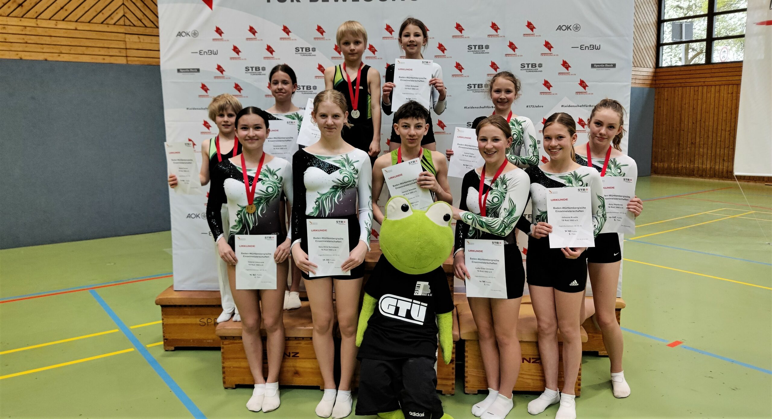 Ruiter Trampolinmannschaft bei den Baden-Württembergischen Meisterschaften im Einzel